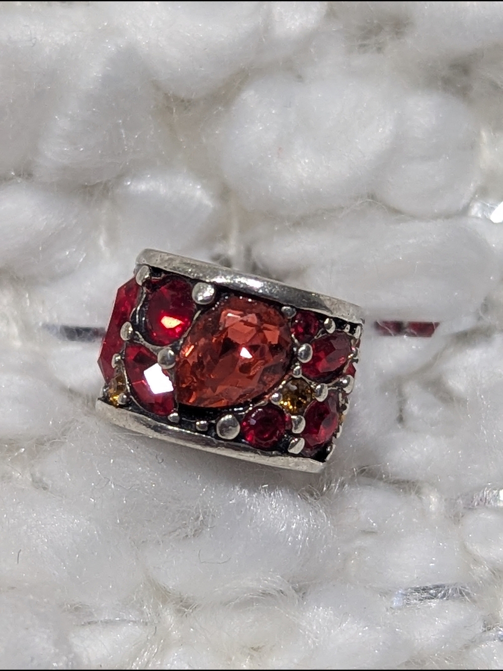 Authentic Chamilia Swarovski Red Crystal 925 Silver Charm